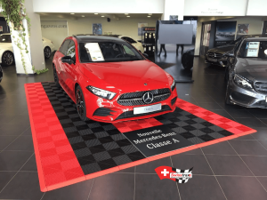 podium exposition automobile